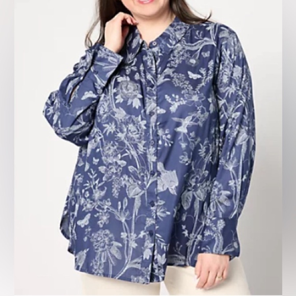 NEW - BEAUTIFUL by Lawrence Zarian Regular Printed Button Front Tunic. A639547.